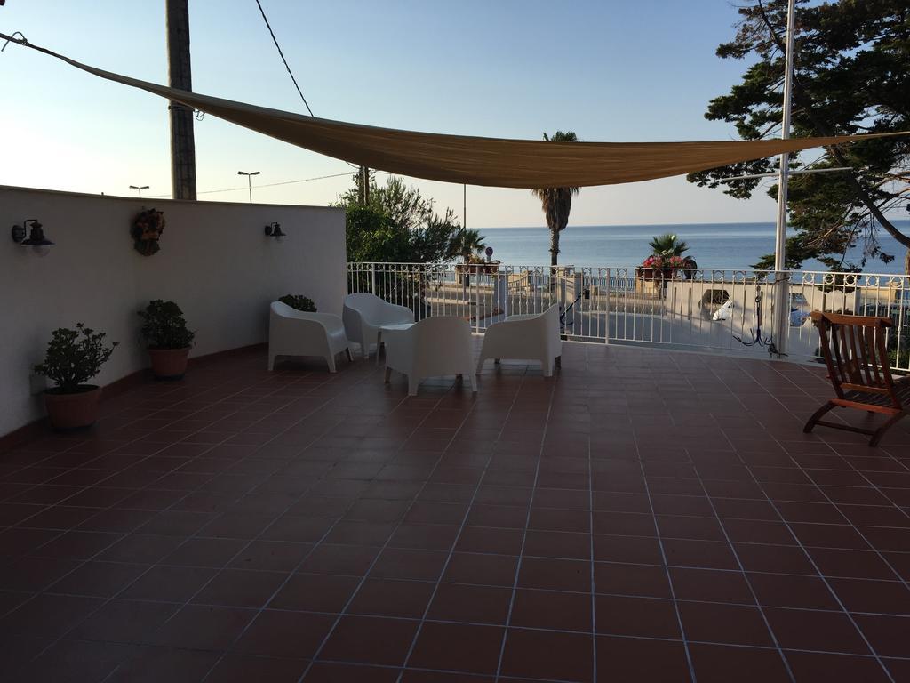 B&B Villa Sul Mare Melito Di Porto Salvo Exteriér fotografie